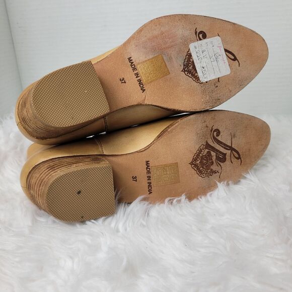 Free People Charm Double V Womens Size 6.5 Brown Leather Western Ankle Boots - Picture 9 of 10